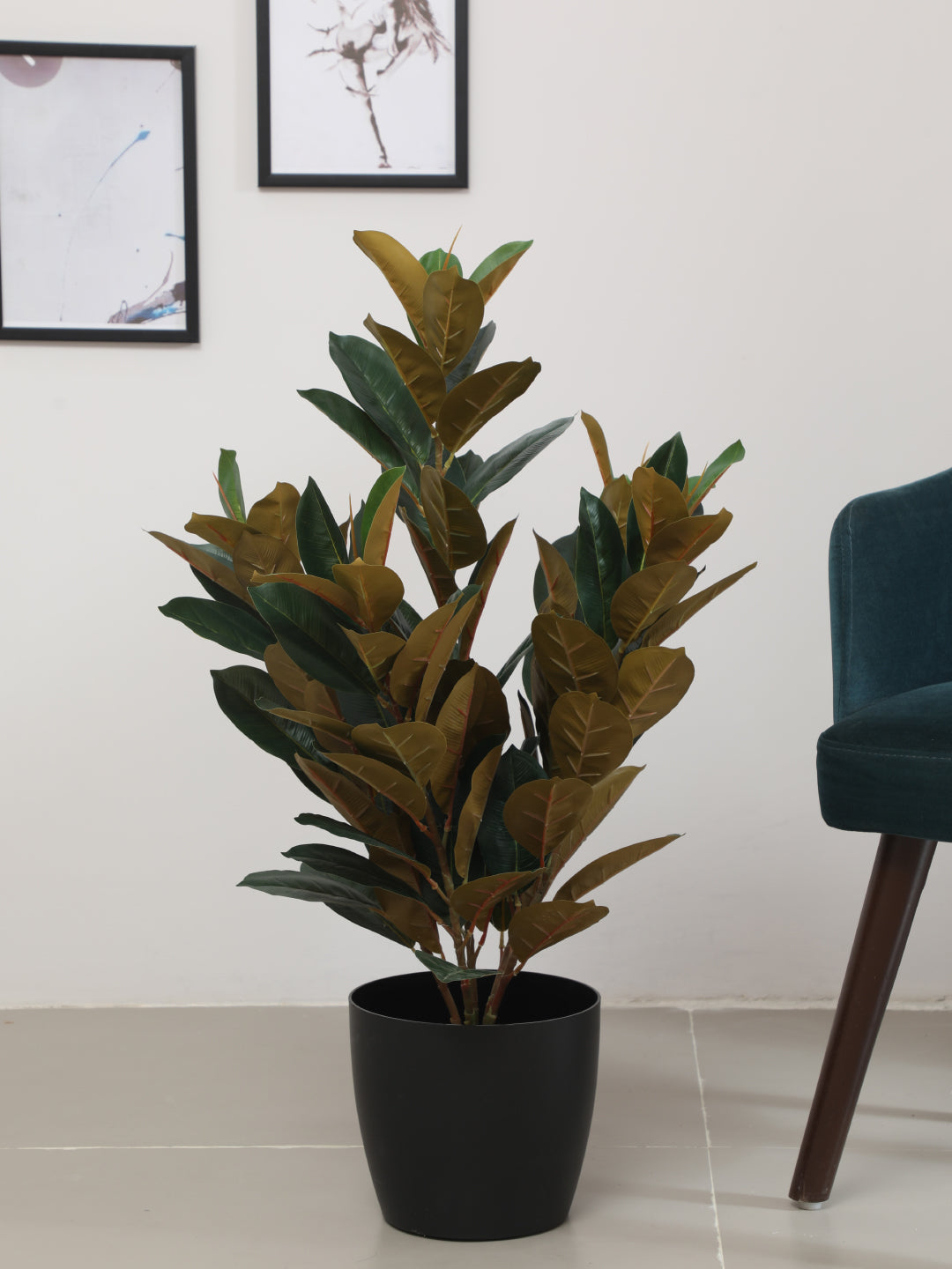 2.7Ft Artificial Rubber Plants with Basic Black Pot