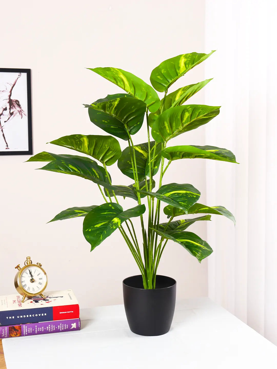 2.1Ft Artificial Photosh Floor Plant with 18 Big Leaves with Pot