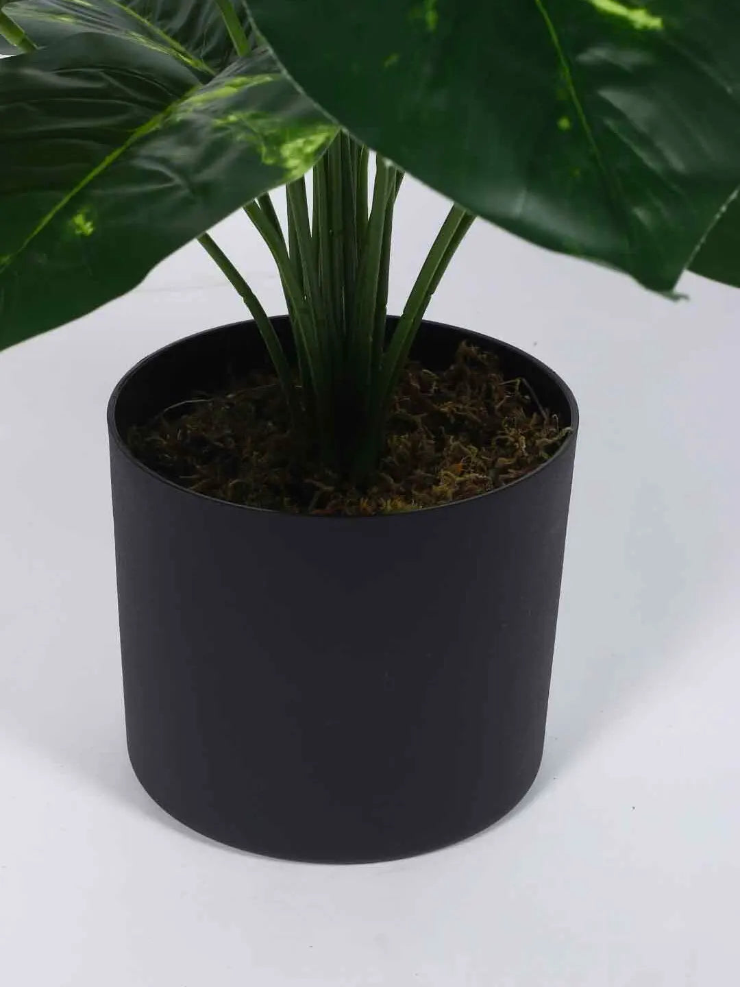 2.2Ft Artificial Plants With Black Pot 18 Leaves